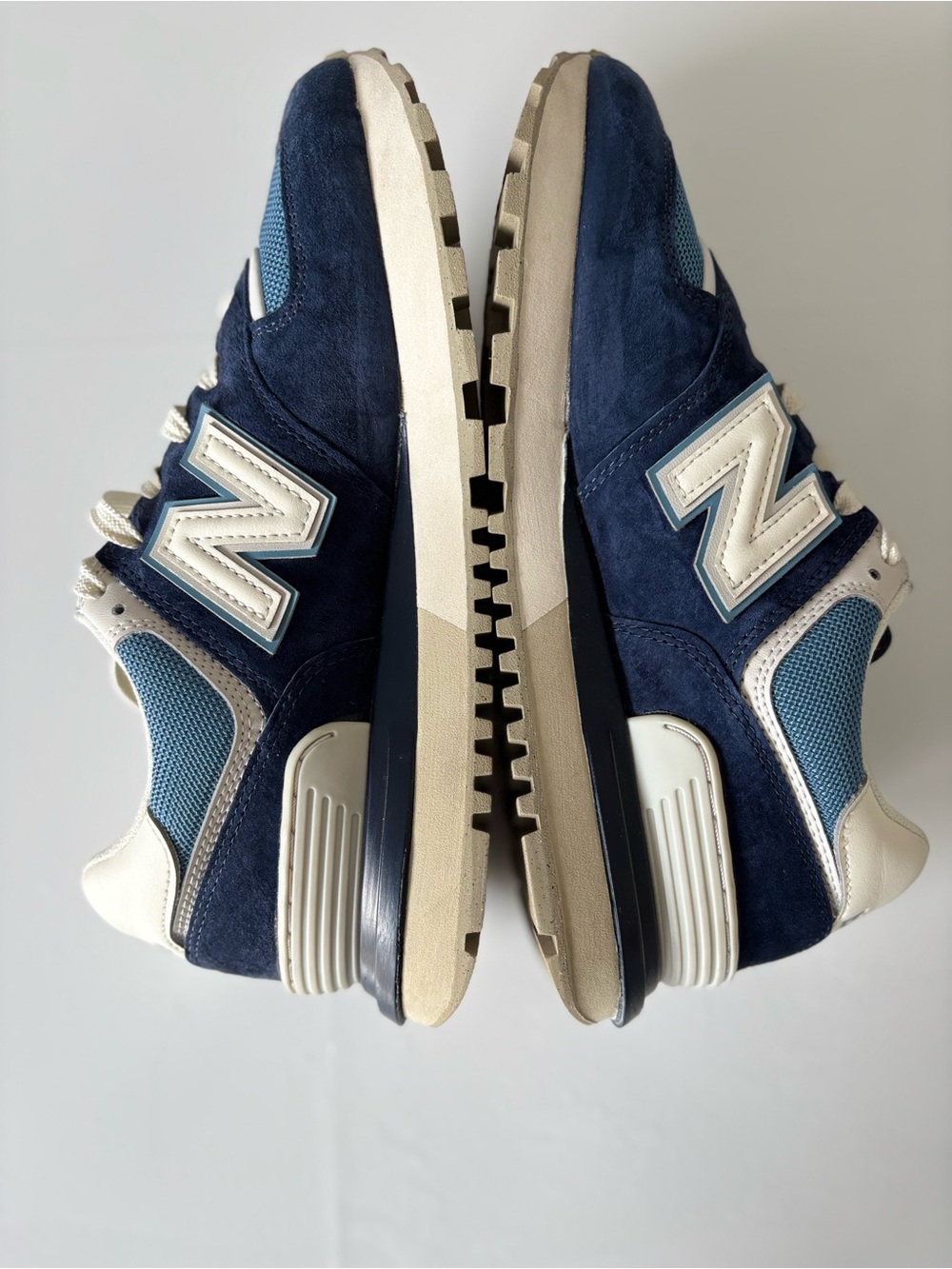 New Balance 574 Legacy Men’s Size 9 Navy Blue Suede Mesh Sneakers U574LGVC - Picture 8 of 9